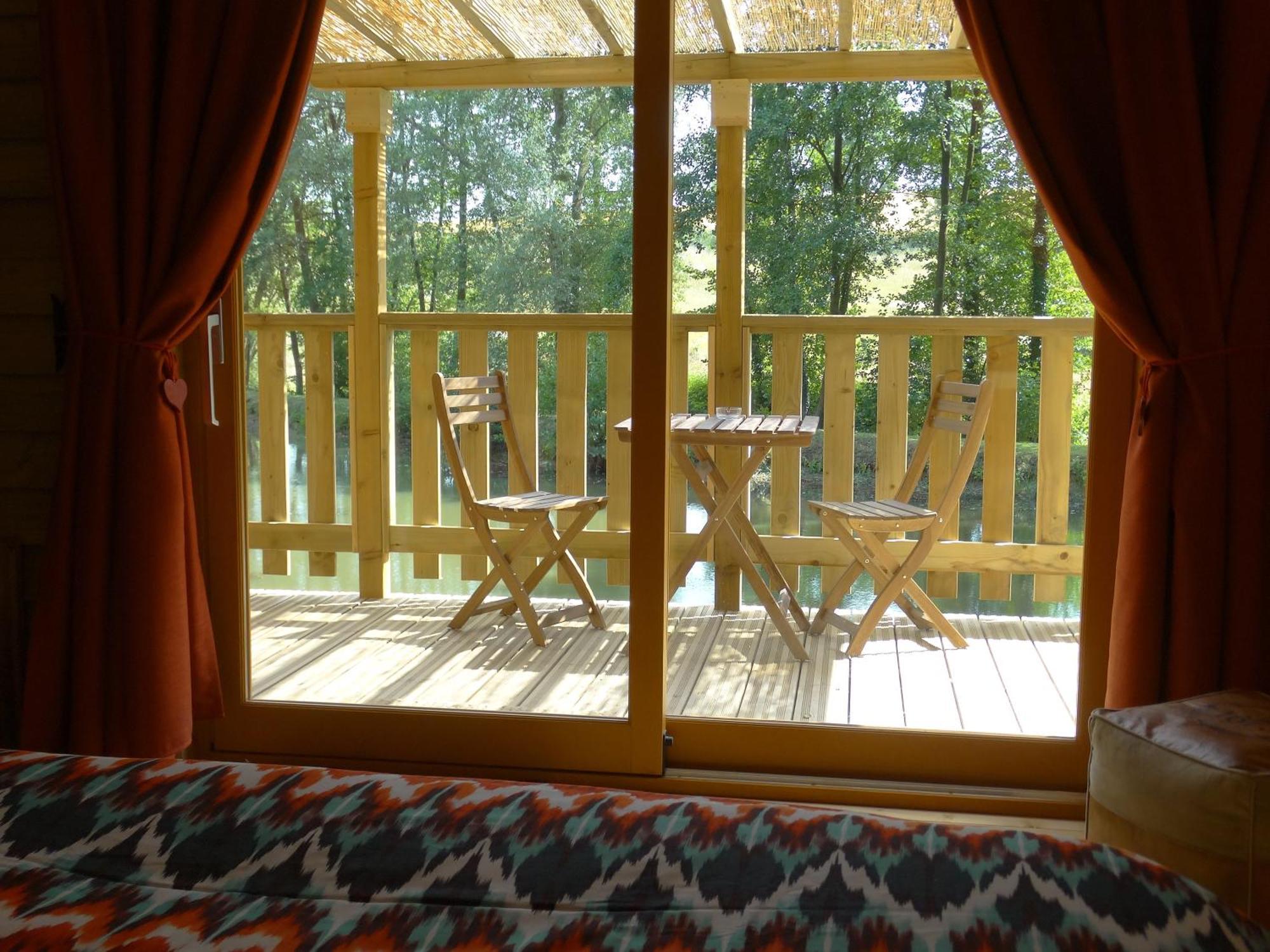 Hotel Etangs Du Moulin Suzy Habitación foto